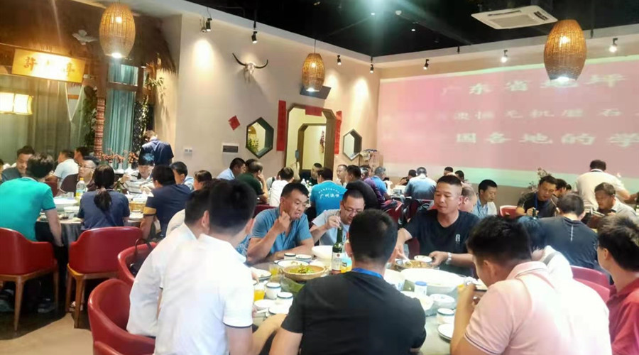 第五期培訓(xùn)晚宴現(xiàn)場(chǎng) 第五期培訓(xùn)晚宴現(xiàn)場(chǎng)